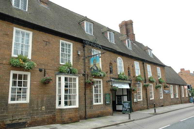 Saracens Head Hotel By Greene King Inns Towcester Eksteriør billede